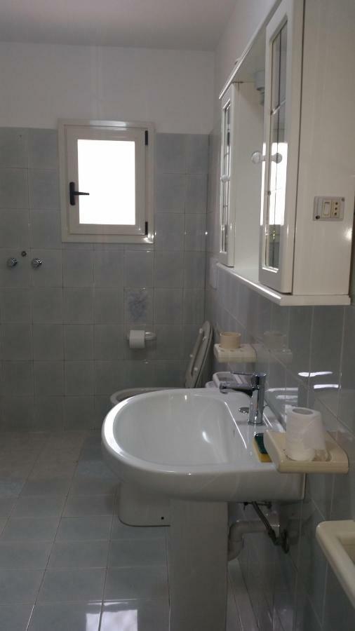 טורה לפילו Casa Vacanza Via Lazio מראה חיצוני תמונה